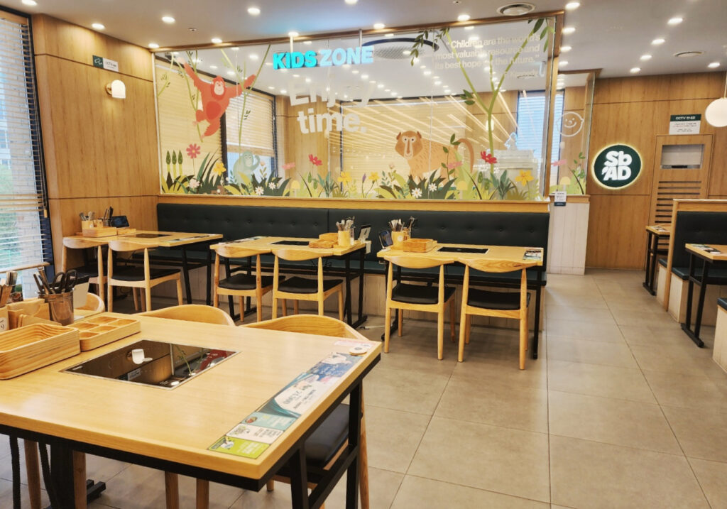 샤브올데이 세종소담점 내부 사진