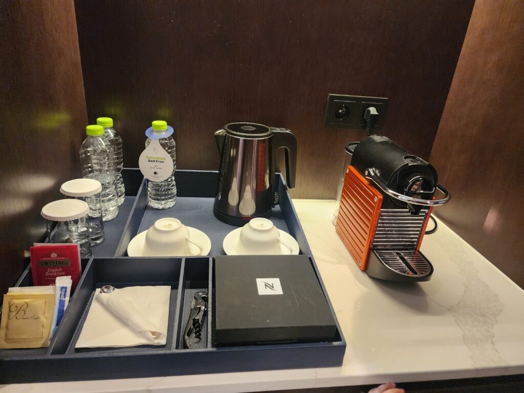 더블트리 판교 호텔 룸 커피 홈바