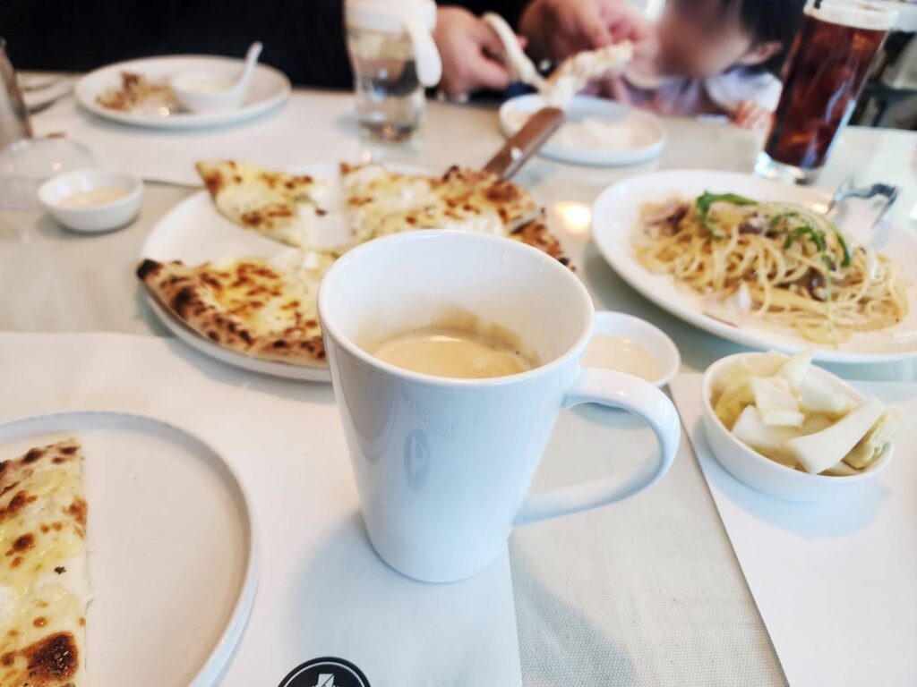 세종 블루스톤 커피와 브런치메뉴